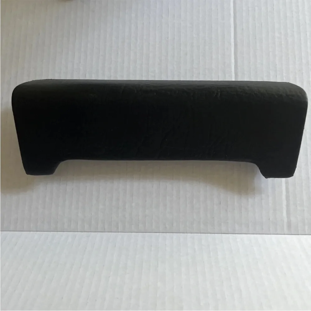 Master Spa Pillow - Black Short Waterfall rectangle